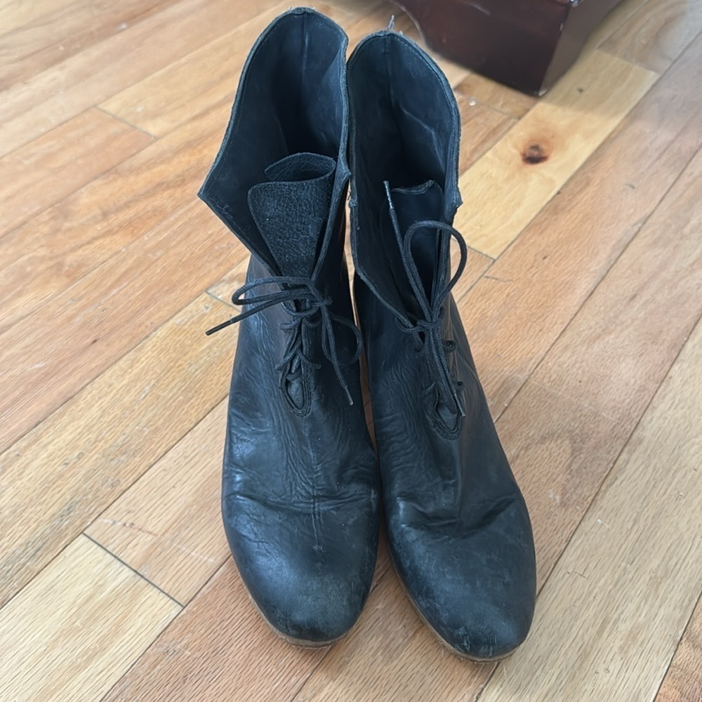 Peter Nappi | Vero Cuoio | Black Leather Lace Up Boots | Women’s Size 39 US 8.5
